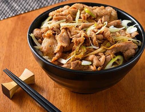 激盛り豚丼 メガトン 下九沢店のデリバリー ・持ち帰り