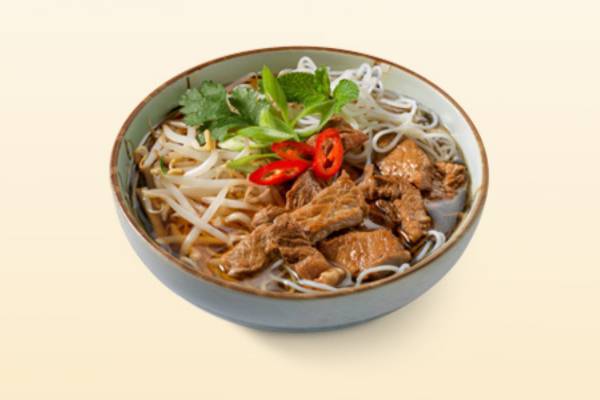 Phở beef noodle soup