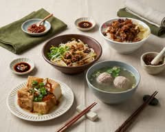 周家香菇肉羹 魯肉飯 l 南區人氣小吃