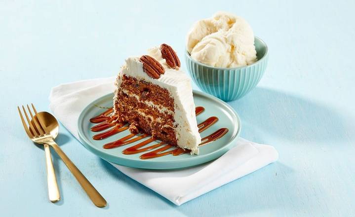 Carrot Cake w/ Ice Cream