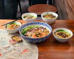318霸王牛肉麵