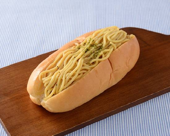 LW 塩焼きそばパン*