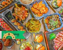 Thrive Cocktail Lounge & Eatery