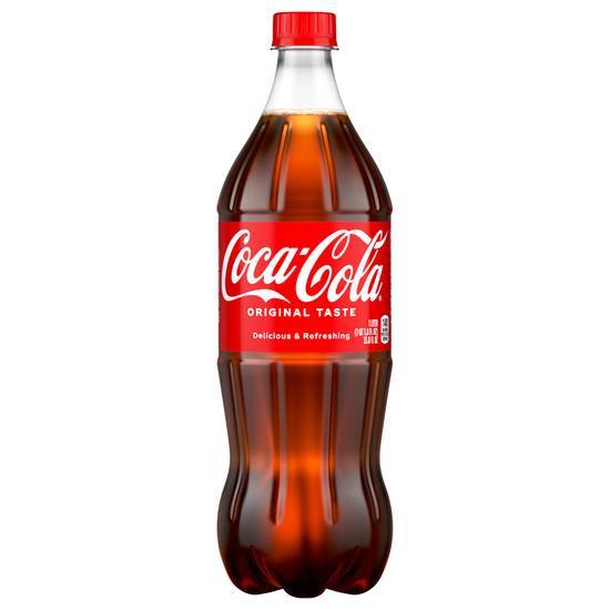 Coca-Cola Original Soda (1 L)