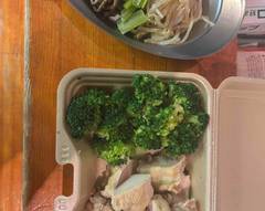 ブロッコリーと鶏胸肉の健康生活 大正店 The ultimate broccoli & chicken breast Taisho