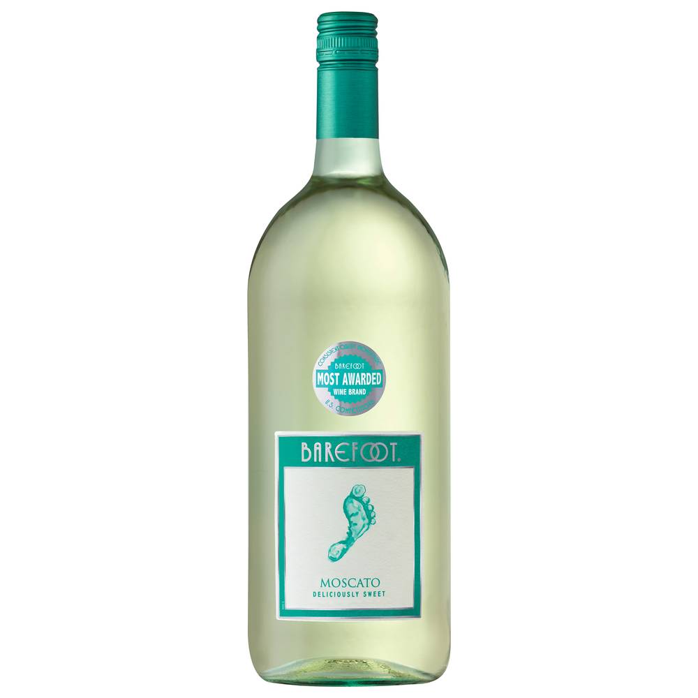 Barefoot Moscato Deliciously Sweet White Wine, 2014 (1.5 L)