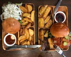 COCKTAIL HAMBURGERS