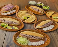 Tortas Ahogadas El Javis (Acueducto)