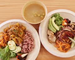 ”薬膳×スパイス”専門店のカフェ Wabi café