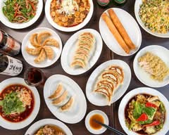 餃子や獅丸 Gyoza Shop Shishimaru Higashinakano Store