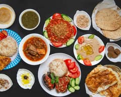 Koshari Zaatar Et Sésame (740 Boulevard de la Côte-Vertu, Local 174)