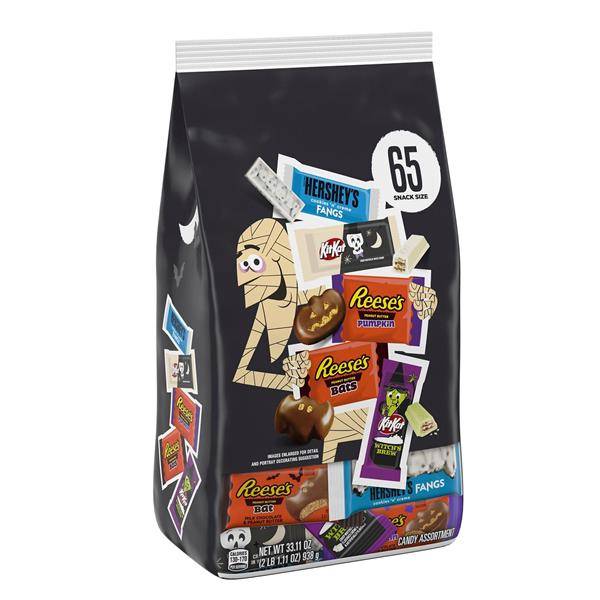 HERSHEY'S, KIT KAT and REESE'S Assorted Flavored Snack Size, Halloween Candy Bulk Bag 65Ct