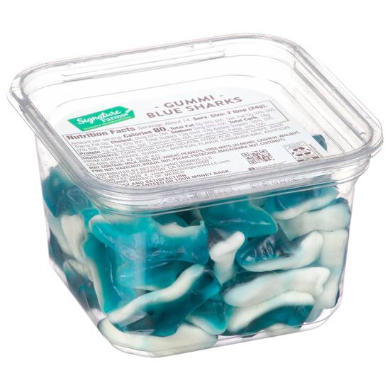 Signature Farms Blue Sharks Gummi Candy (12 oz)