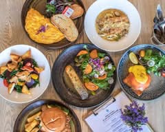 Leaf Cafe & Co (Top Ryde)