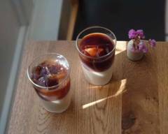 【軽食も絶品！自家焙煎のコーヒー屋】湯澤珈琲 [Snacks are also excellent! Home-roasted coffee shop] Yuzawa Coffee