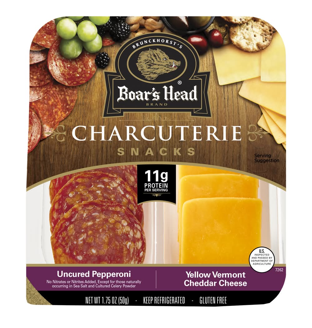 Boar's Head Uncured Pepperoni Vermont Cheddar Snack Tray