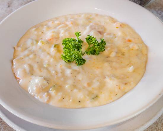 Order San Francisco Clam Chowder food online from Downtown Joes store, Napa on bringmethat.com