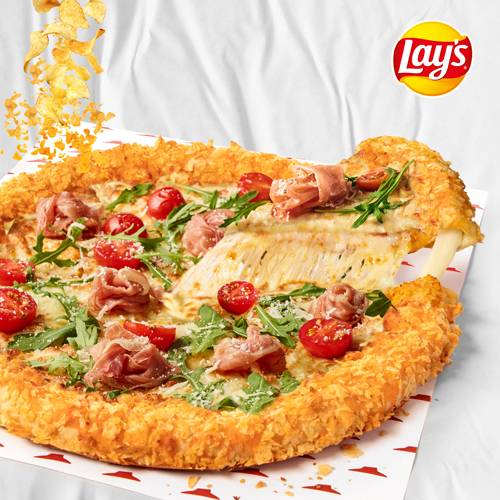 PIZZA PROSCIUTTO E RUCOLA Z LAY'S