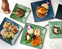 Everest Kitchen
