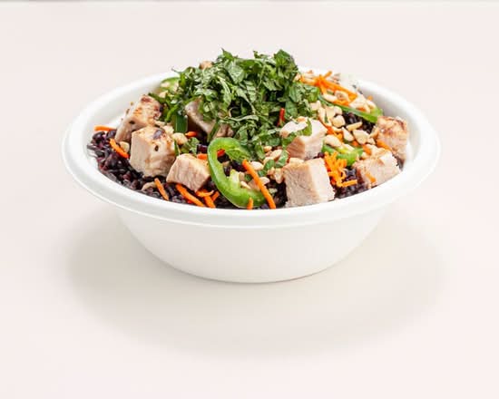 Spicy Chicken Grain Bowl*