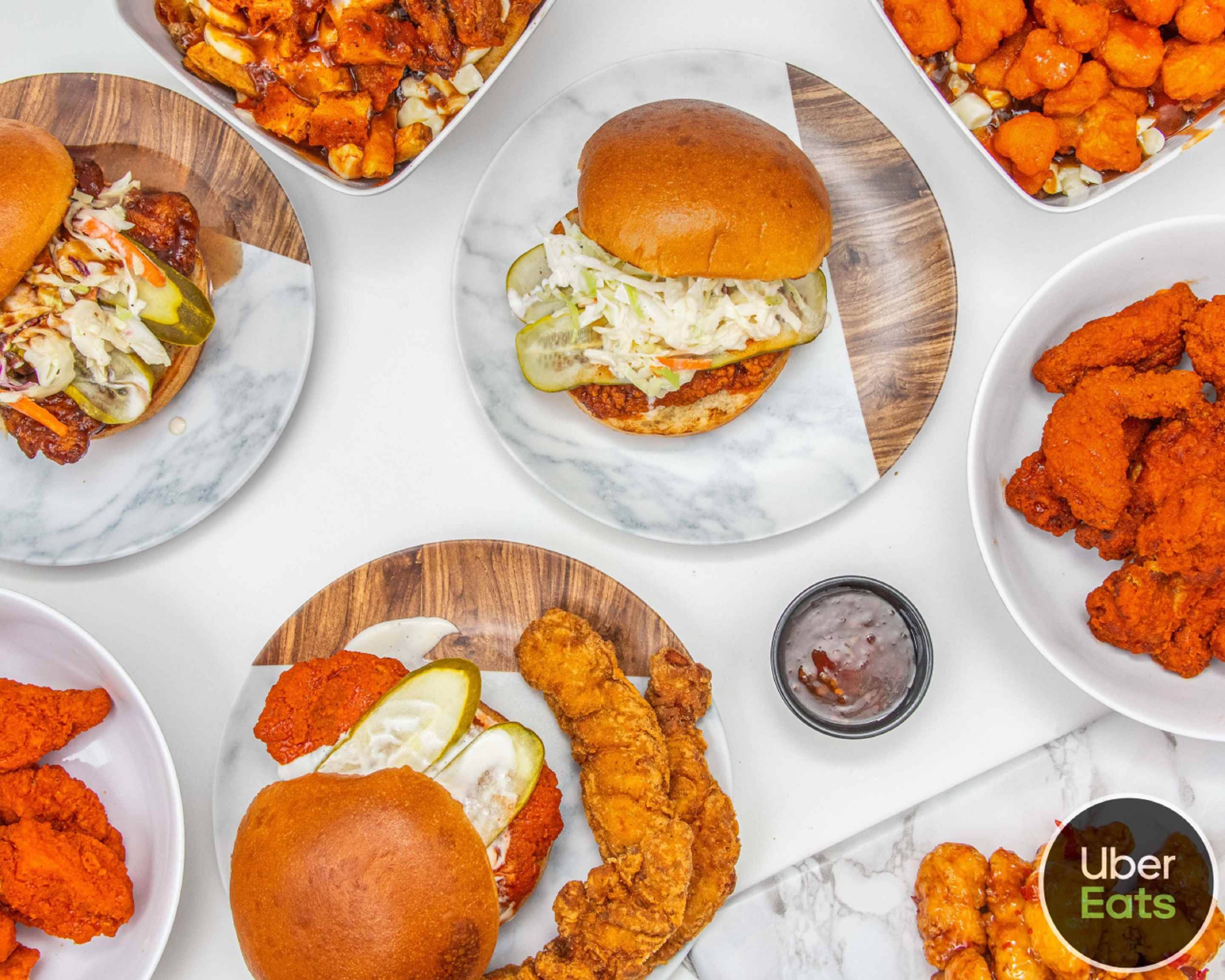 Order Roostys Chicken (20 Lockport Avenue) Restaurant Delivery【Menu & Prices】 Toronto Uber Eats