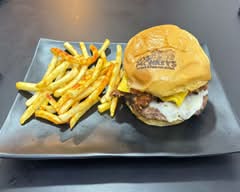 Los Monkeys Burgers & Pasta