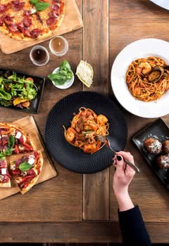 Thai & Wok - Javiera Carrera