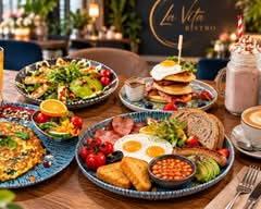 La Vita Bistro