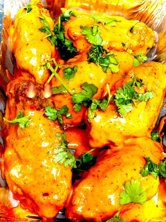 6 SIGNATURE ZABIHA SPICY WINGS