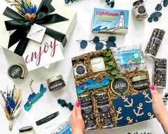 Black Bow Gift Co. (34 Mt Hope Ave)