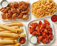 WingStreet only at Pizza Hut (2900 Chemin des Quatre-Bourgeois)