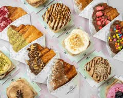 Cinnaversum 💫 Handmade Sweet Treats