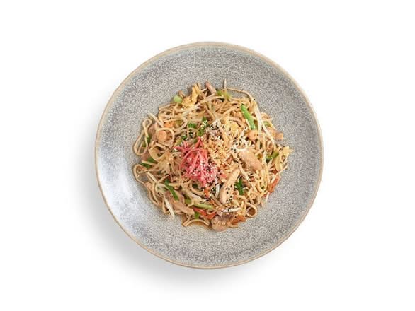 chicken + prawn yaki soba