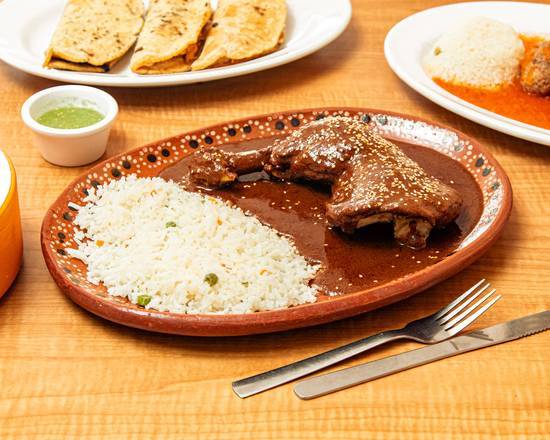 Pollo con mole