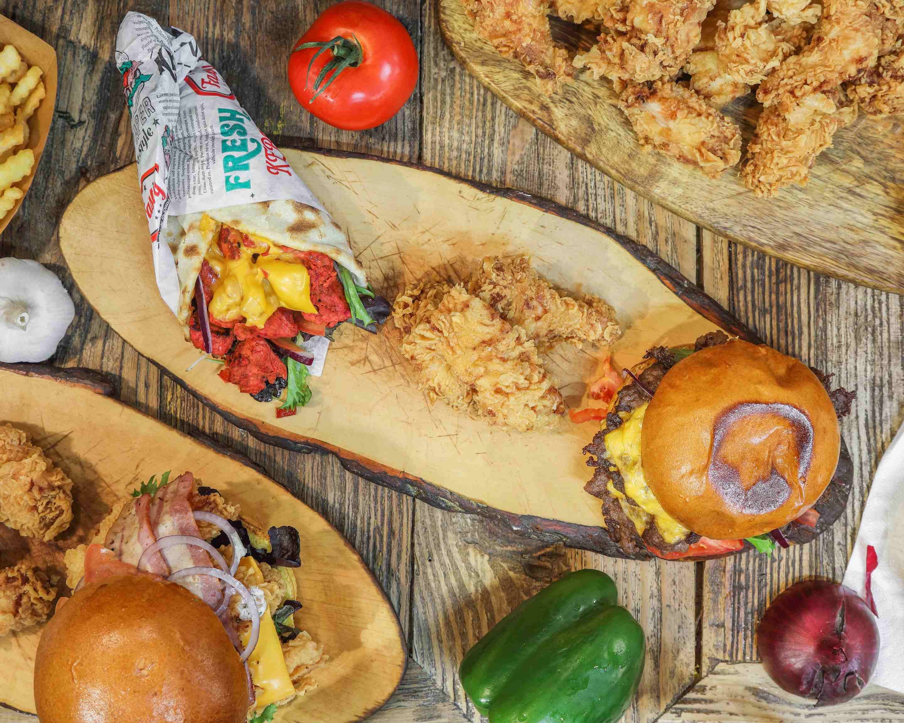 Naan's Chicken menu, offres et prix - Livraison à Paris - Uber Eats