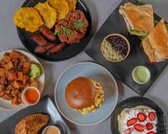 Hemingway's Cuban Kitchen (Kerns Rising Way)