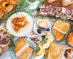 Azzura Cafe and Restaurant