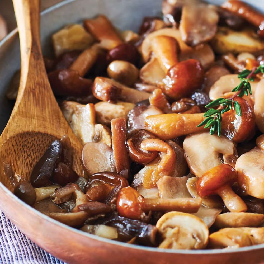 M&M Food Market Mushroom Medley (300 g)