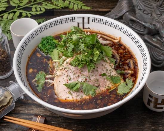 スパイス・ラー麵 卍力 西葛西本店 Spiced Ramen Manriki