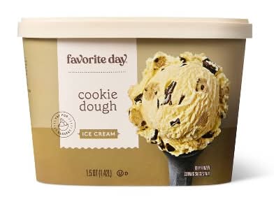 Favorite Day Ice Cream, Cookie Dough (48 oz)