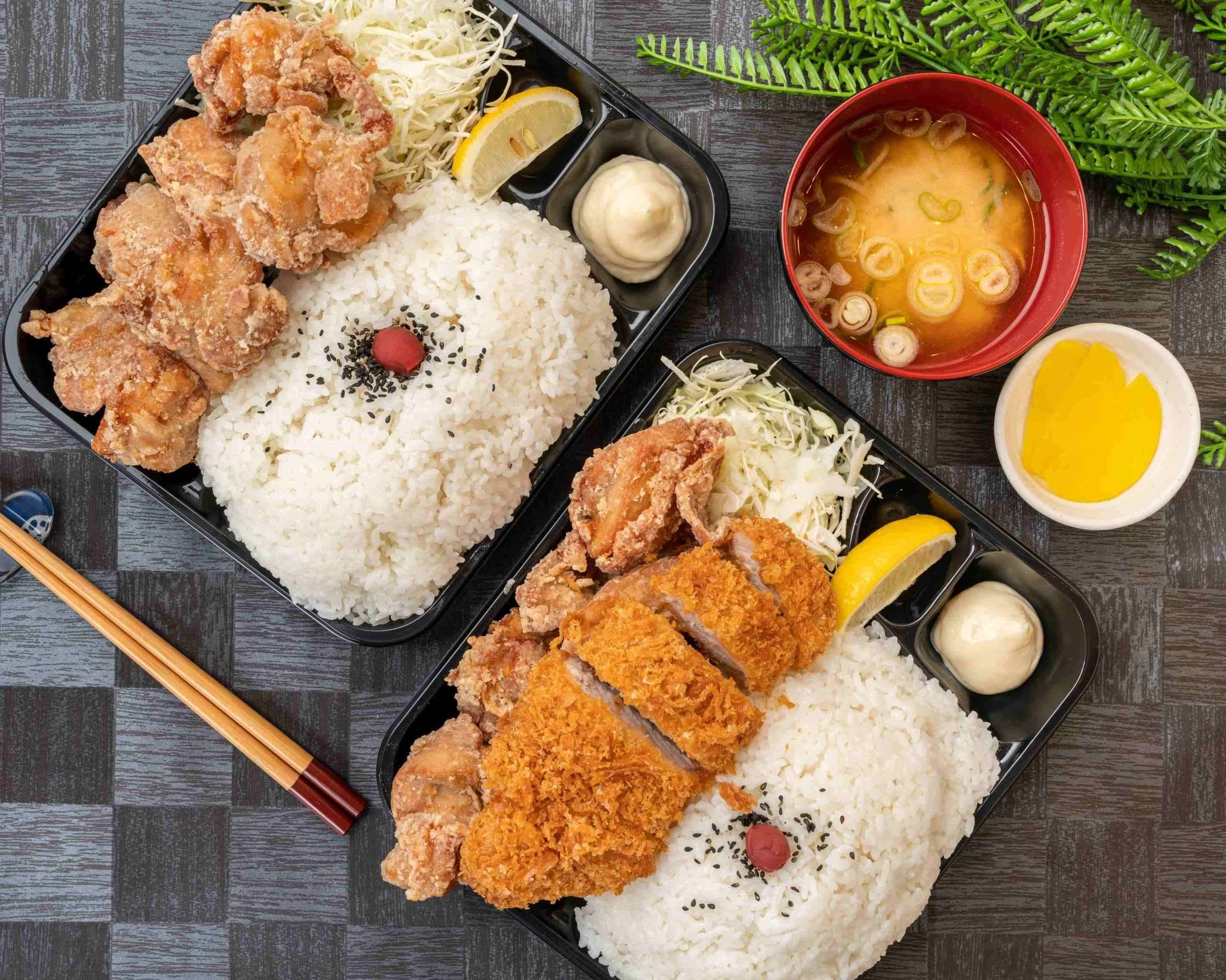 メガ盛り‼】1キロ弁当工房肉MAX!!大盛りからあげお弁当 沼袋1丁目店