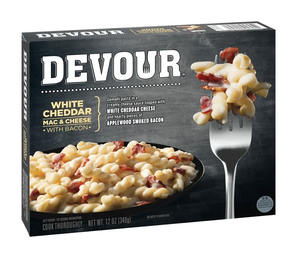 Devour White Cheddar Mac and Cheese with Bacon