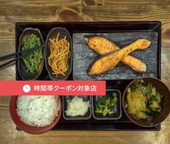 炭火焼き干物定食 しんぱち食堂 田町店 Charcoal Grilled Meal Sinpachi Syokudo Tamachi