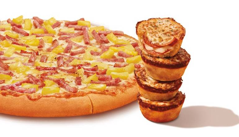 Hula Hawaiian Pizza with Crazy Puffs™