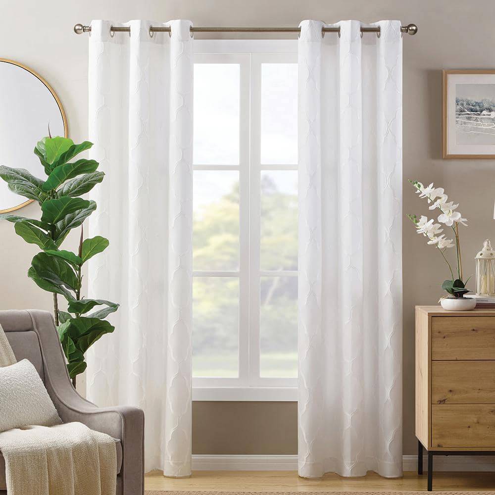 LiGHTSOUT with EnerShield Technology Luna Lattice Jacquard Grommet Light Filtering Curtain, 38X84 In, White