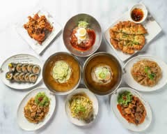 アジョシ  韓国酒場 桂五条店 ajoshi honkakuteutireimen kankokusakaba katuragojyoten