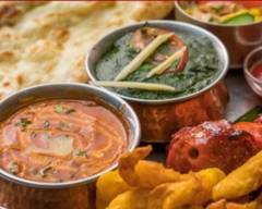 インド・パキスタン料理・ハラール　マックブールキ��ッチン　Indian・Pakistani cuisine・Halal　MAQBOOL KITCHEN