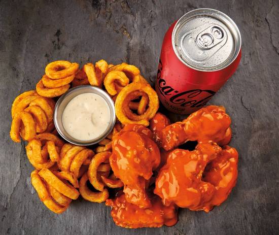 6 Wings +Papas +Refresco