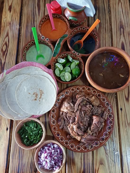 Birria La Güera Y El Negro