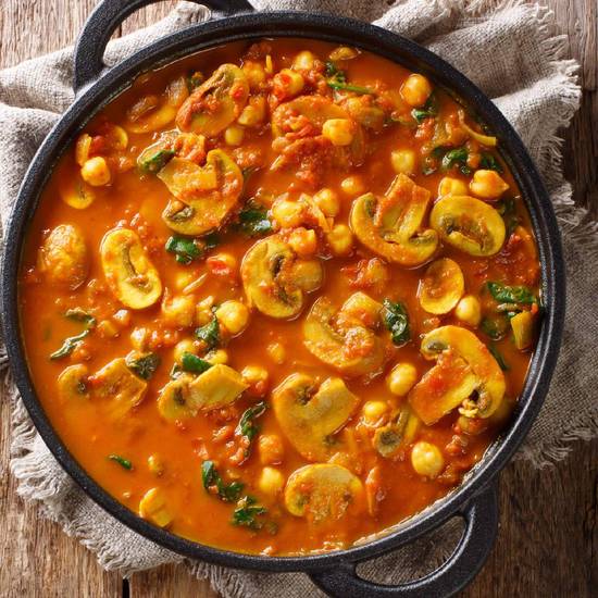 COMBO MEAL 1. Our Magical Mushroom Curry With Fluffy Basmati Rice, Butter Naan and Milktart Samoosas